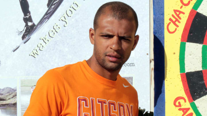 Felipe Melo poz veriyor. Felipe Melo poz veriyor.
